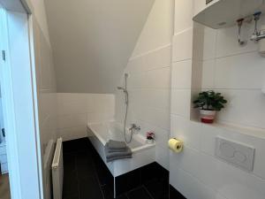 Koupelna v ubytování Paky Appartements 00323
