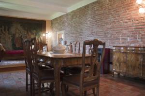 Posedenie v ubytovaní B&B Corte Leopoli