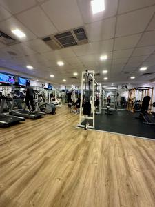 Fitness centrum a/nebo fitness zařízení v ubytování Habostan ceasarea, הבוסתן בקיסריה + 26 fotografií