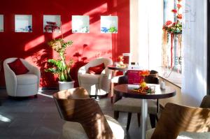 Posezení v ubytování Hotel Esplanade Dortmund