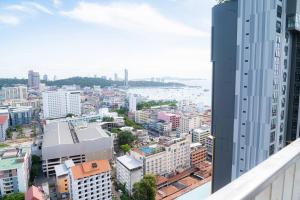Fotografie z fotogalerie ubytování The Base large room high-rise super sea view large view 26th floor v destinaci Pattaya Central