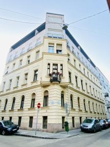 Sunrise Lounge Corvin 63m2 AC 1082 Budapest, Nap utca kép - 2