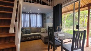 Fotografie z fotogalerie ubytování Selah Holiday Cabin II v destinaci Lake Marina + 28 fotografií