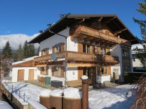 Fotografia z galérie ubytovania Scenic Apartment in Maria Alm near Ski Lift v destinácii Maria Alm am Steinernen Meer