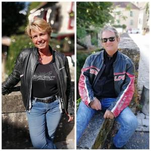 a man and a woman sitting on a wall at Gîte Bin Benaise draps et serviettes compris in Pamproux