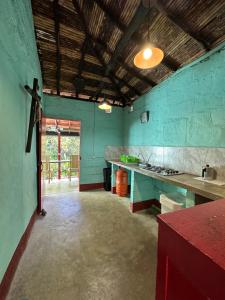Kuchyňa alebo kuchynka v ubytovaní Casaagua