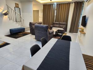 Gallery image of Pangeran Homestay Pokok Sena in Kampong Joo