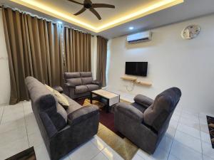Gallery image of Pangeran Homestay Pokok Sena in Kampong Joo