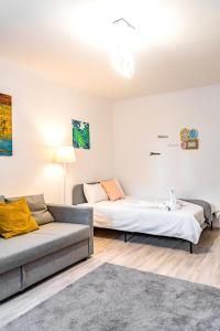 O zonă de relaxare la Hacienda Arhitectura - City Center Modern Studio