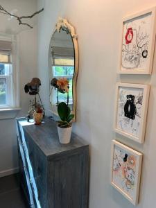 Imagen de la galería de Gingerbird Art Suite, en Laurel