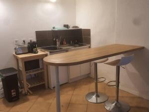 Kuchyň nebo kuchyňský kout v ubytování Budgetbnb 181 + 2 fotografie