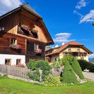 Zahrada ubytování Ferienwohnung Familie Sigl - Rotlechner + 12 fotografií