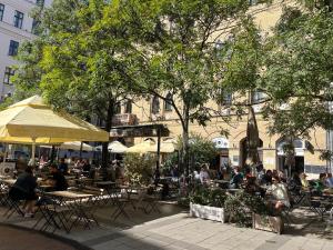 A restaurant or other place to eat at Palace district rooms