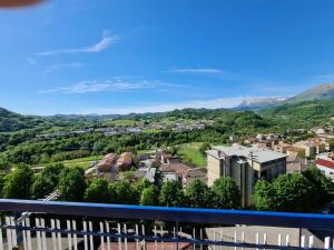 a view of the city from the balcony at DORMI DA ME DORMI DA RE in Amandola