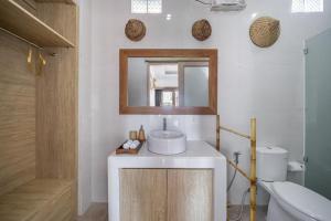 Koupelna v ubytování Aditya Villa + 17 fotografií