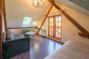Posteľ alebo postele v izbe v ubytovaní Zámeček - Chateau Lány - Depandance Stroodel
