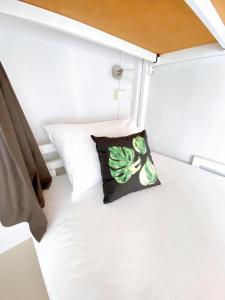 Postel nebo postele na pokoji v ubytování Khaolak Mind Home Hostel