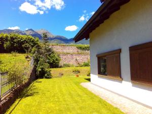 Nespecifikovaný výhled na hory nebo výhled na hory při pohledu z bed and breakfast