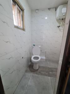Bagno di ULOM CONDOS