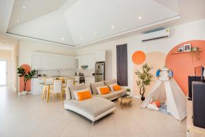 Gallery image of Winter Home Villa Huahin in Cha Am