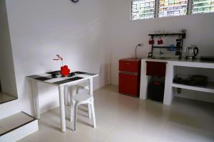 Gallery image of W&B 1 BDR COZY APARTMENT in Panglao