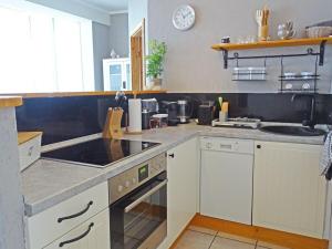 Dapur atau dapur kecil di Ferienwohnung Penthuus