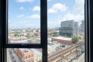 Gallery image of West Loop 1br w pool gym nr Union Park CHI-966 in Chicago