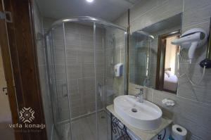 Et badeværelse på Vefa Konagı + 36 billeder