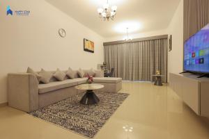 Fotografie z fotogalerie ubytování Stylish 2BR Suite Near MOE v Dubaji