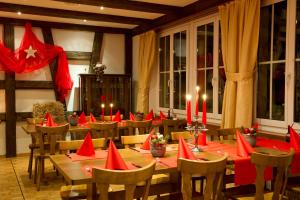 Restaurace v ubytování Gasthof zum Wilden Mann