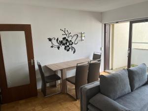 Coin salon dans l'établissement Apartment Nähe Hauptbahnhof und Innenstadt