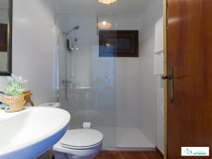 Koupelna v ubytování Living Artenara - NATURE Adults Only + 52 fotografií