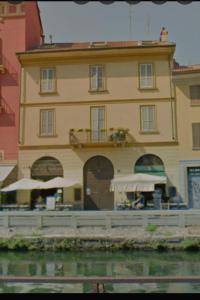 The building in which Az apartmant is located