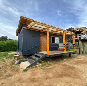 Το κτήριο όπου στεγάζεται  η παραθεριστική κατοικία +12 φωτογραφίες