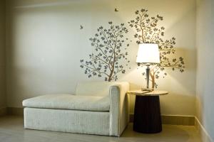 Posezení v ubytování Goldberry Suites & Hotel Mactan