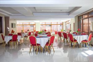 Restaurace v ubytování The Luke Hotel Cravers Thika