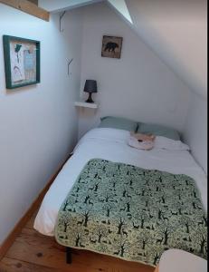 Posteľ alebo postele v izbe v ubytovaní Le doux refuge
