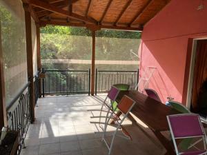 En balkon eller terrasse på Villa Melpo