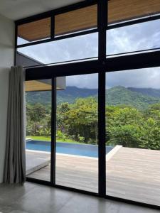 Gallery image of Brand New, Modern Jungle Villa in Ojochal +15 photos