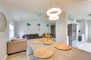 Køkken eller tekøkken på Greensboro Vacation Rental with Patio, Yard!