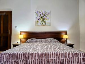 Ліжко або ліжка в номері Seafront Apartment - Wifi - Sleeps 6 - ChrisCourt