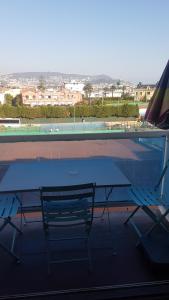 Studio 3 personnes jolie vue proche gare 11 ave paul arene