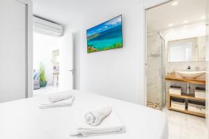 Postel nebo postele na pokoji v ubytování Veracruz 5-C Deluxe Apartment Levante Beach