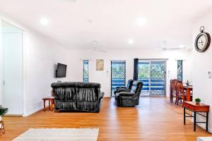 Fotografie z fotogalerie ubytování Baroalba Pool House - Sprawling Tropical Escape v destinaci Darwin