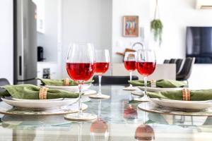 Bebidas em 'Top of Town' Resort-style Stay in Heart of Darwin