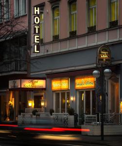 Afbeelding uit fotogalerij van Hotel am Kochbrunnen in Wiesbaden