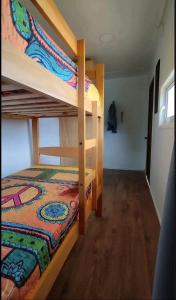 Postel nebo postele na pokoji v ubytování Lily Home