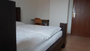 Komplette Wohnung Nähe Autobahn - Apartment 1客房内的一张或多张床位