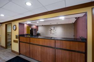 a view of a dental office with a mirror at Quality Inn Near Princeton in Lawrence