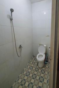 Kúpeľňa v ubytovaní OYO 93114 Salak Homestay Syariah